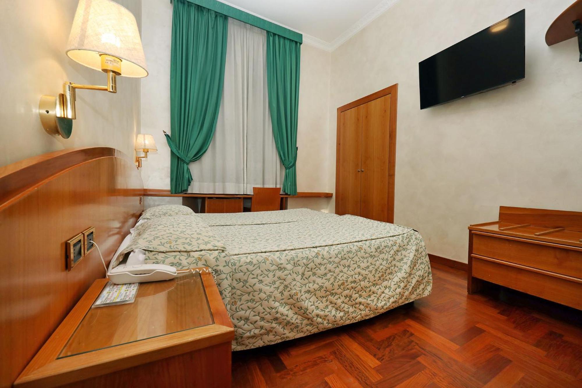Hotel Corot — Photos 3